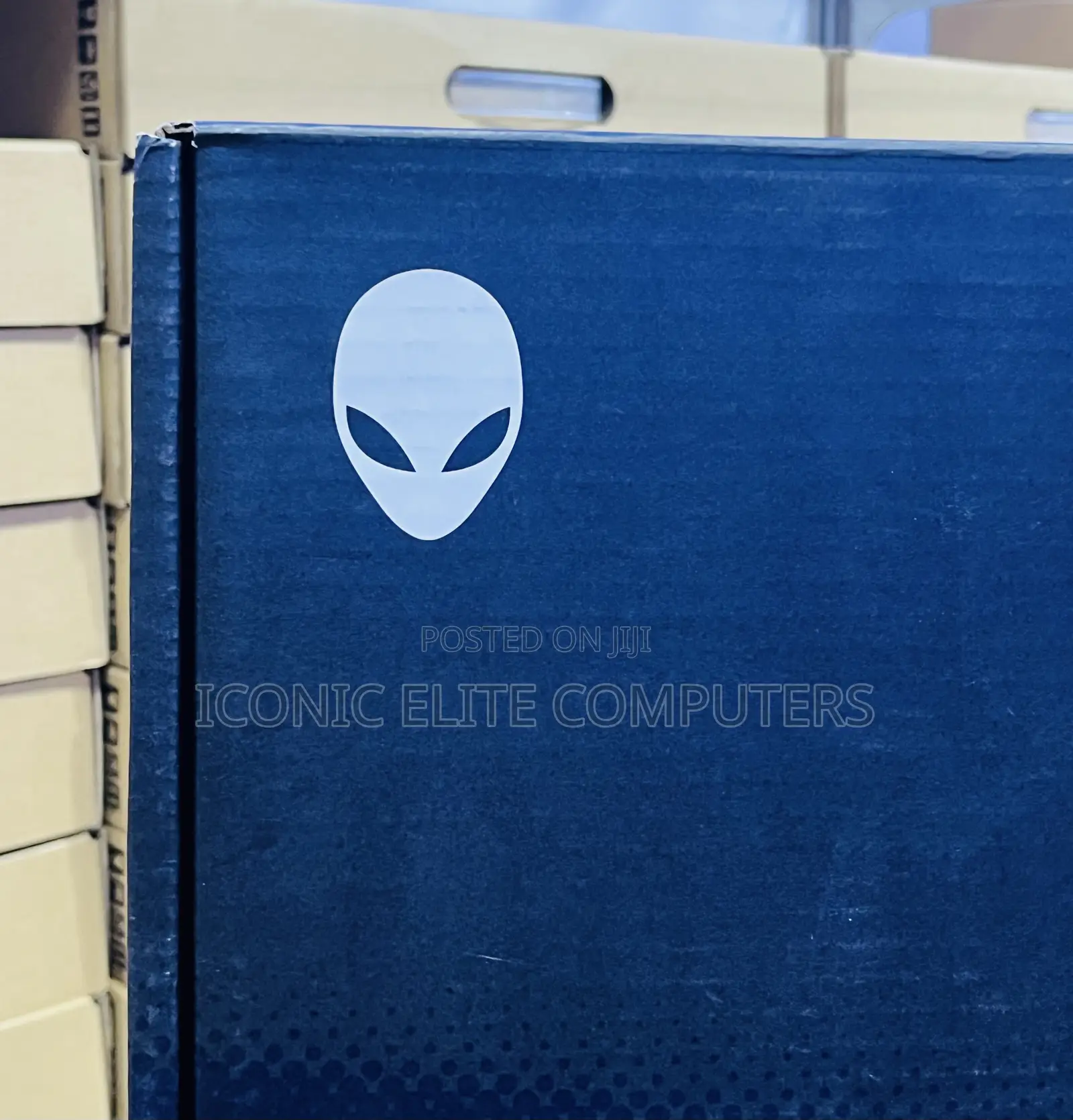 New Laptop Alienware 16 Aurora 16GB Intel Core 7 SSD 1T