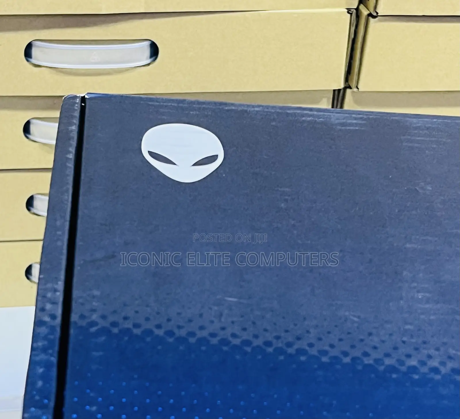 New Laptop Alienware 16 Aurora 16GB Intel Core 7 SSD 1T