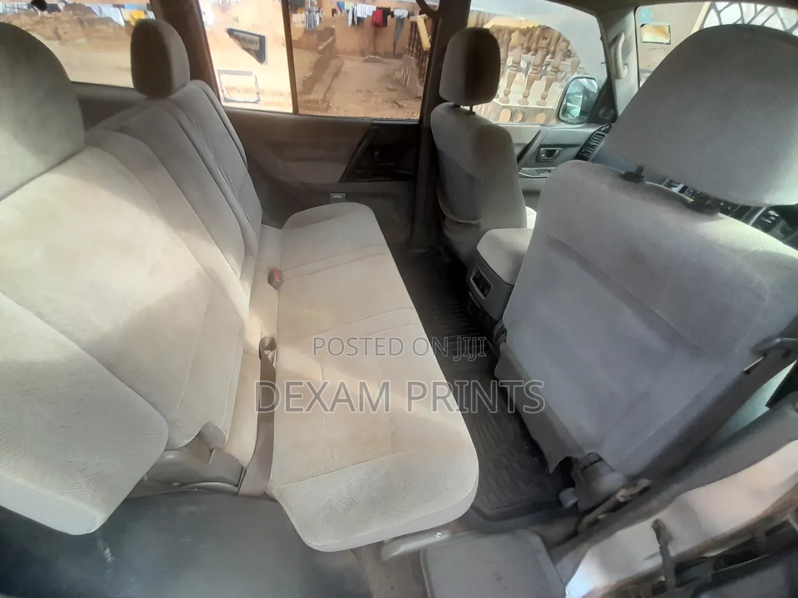 Mitsubishi Pajero 2002 Silver