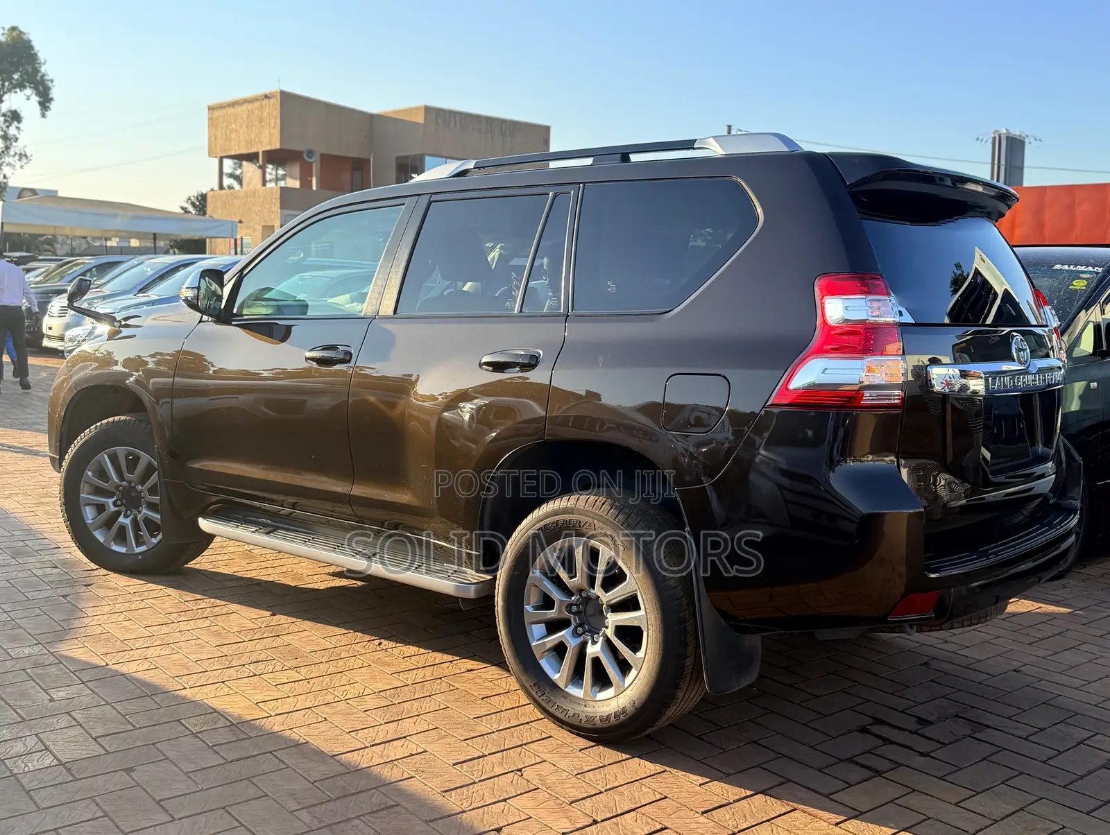 Toyota Land Cruiser Prado 2.8 2017 Brown