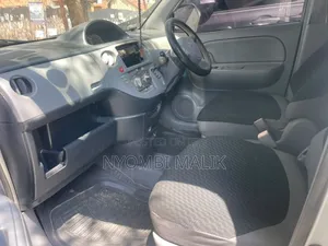 Toyota Sienta 2006 Silver
