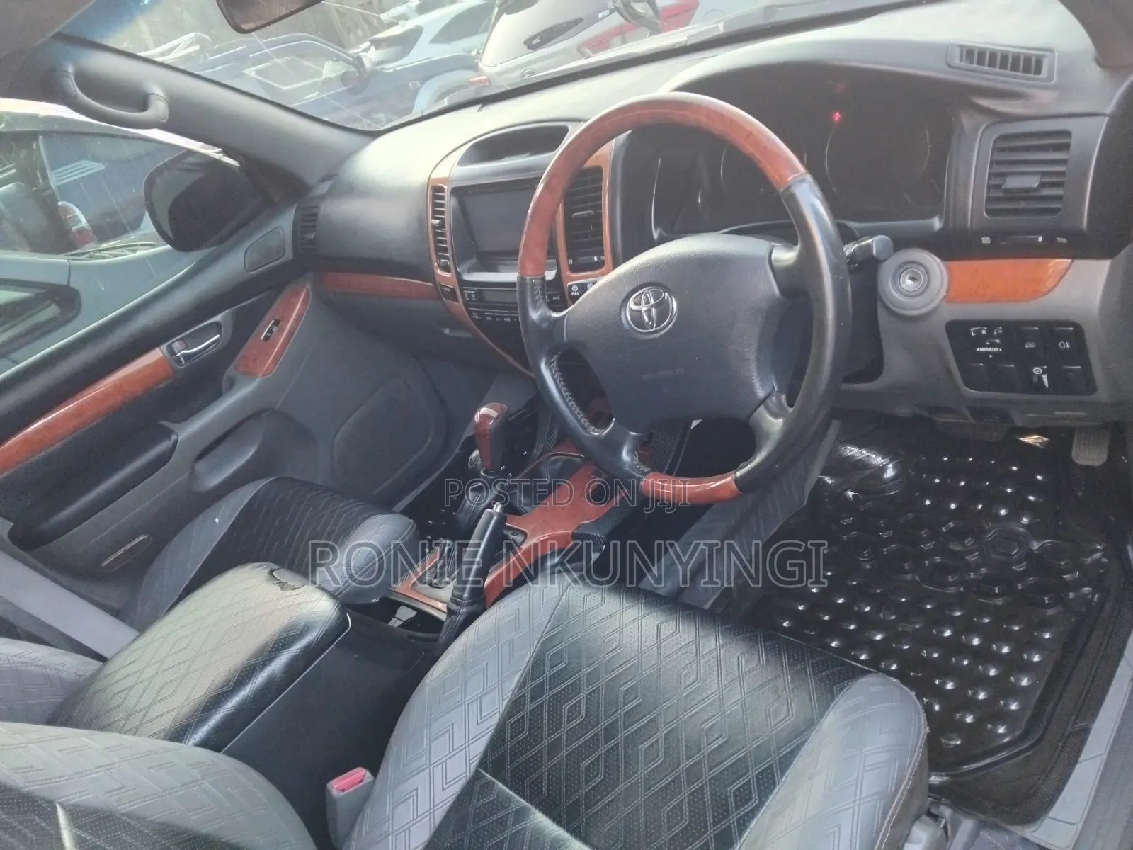 Toyota Land Cruiser 2009 Black