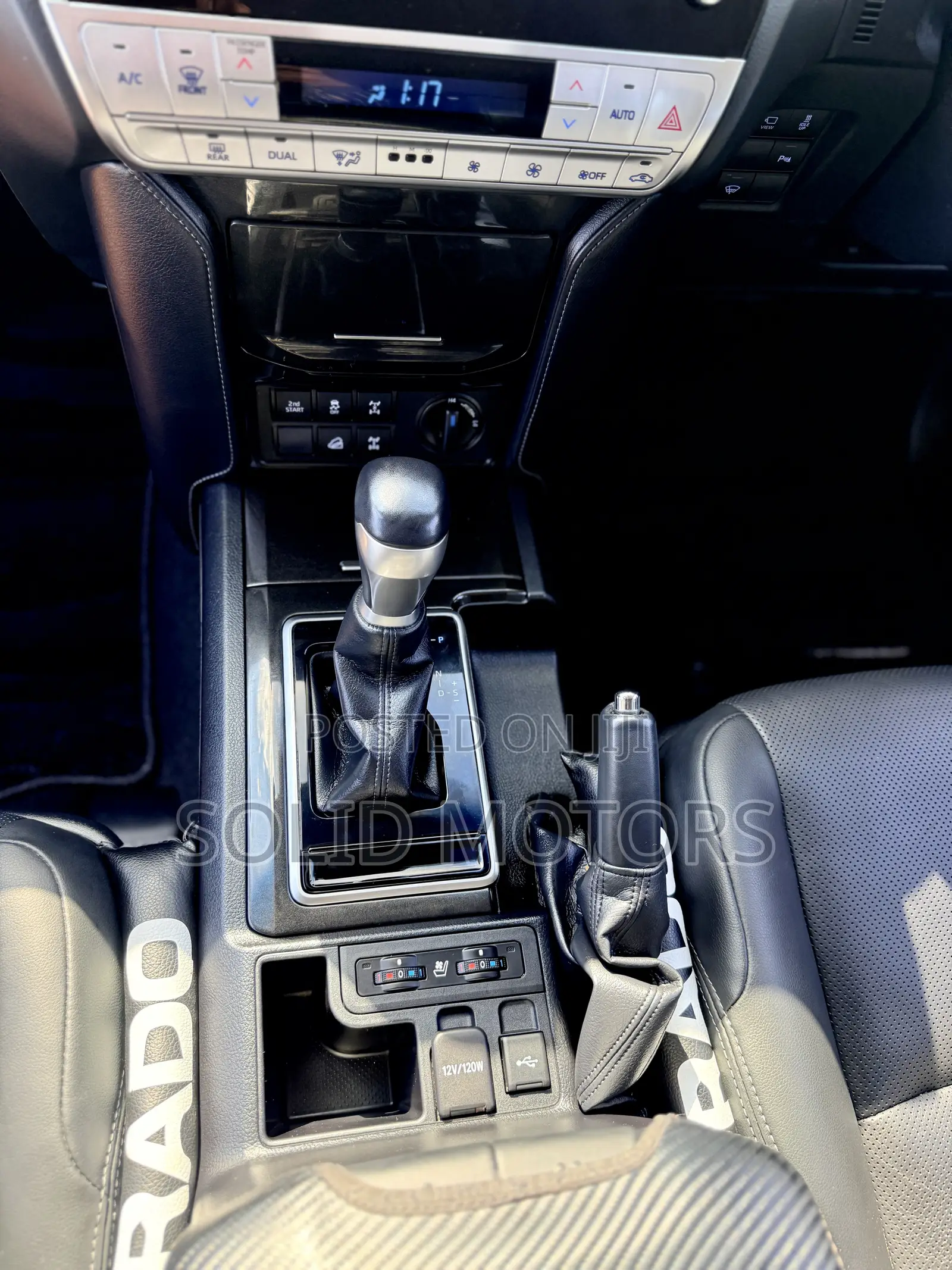 Toyota Land Cruiser Prado 2.7 2021 Black