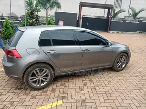Volkswagen Golf 2016 Silver