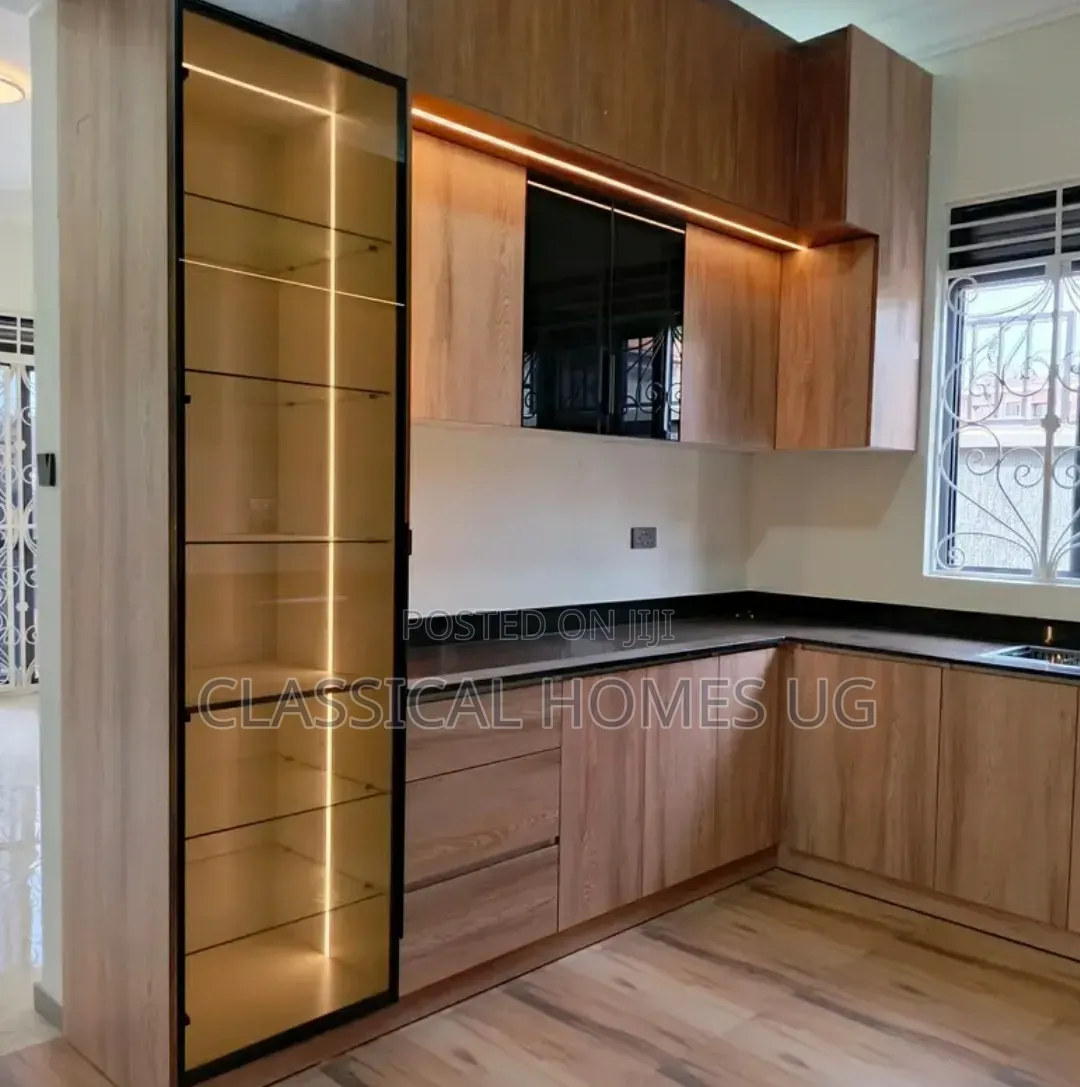 4bdrm Bungalow in Akright Bwebajja, Central Division for rent