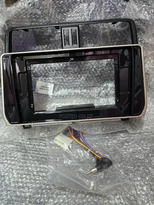 Toyota Landcruiser Prado 2018 Android Console Box