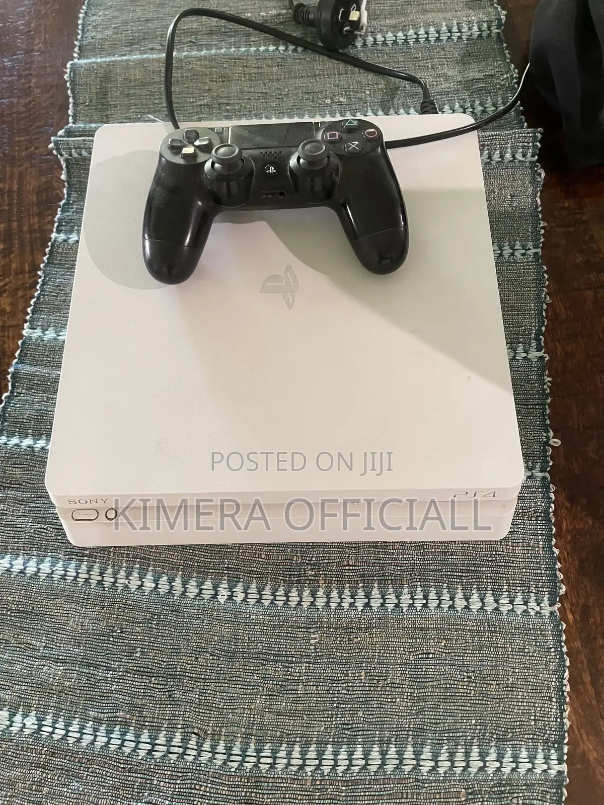 PS4 Slim With 12 Games, 2pads. Your TV Needs This, Please.
