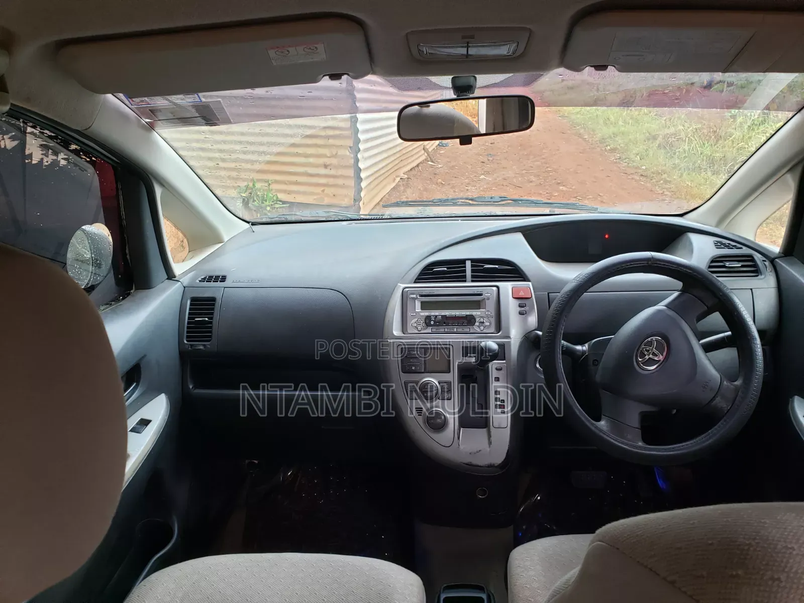 Toyota Ractis 2005 White