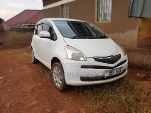 Toyota Ractis 2005 White