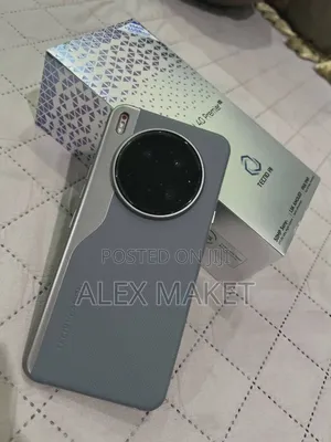 New Tecno Camon 40 Premier 256 GB Gray
