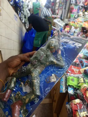 Battery-Operated Crawling Army Soldier