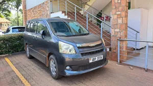 Toyota Noah 2010 Gray