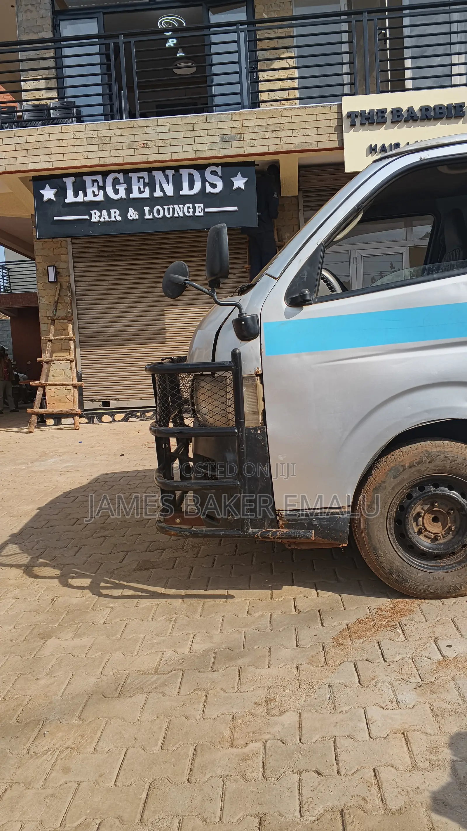 Toyota HiAce 2006 Silver