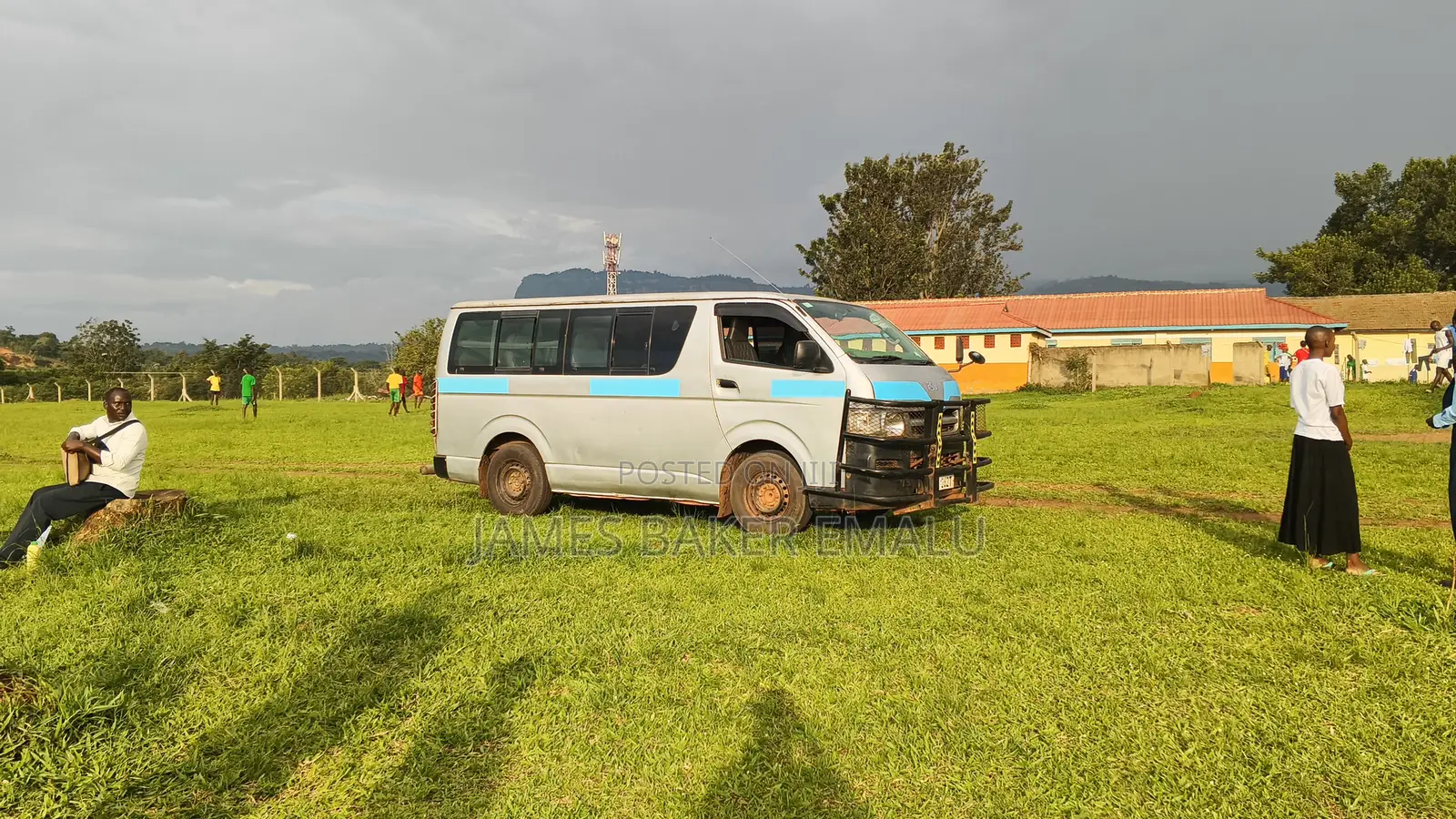 Toyota HiAce 2006 Silver