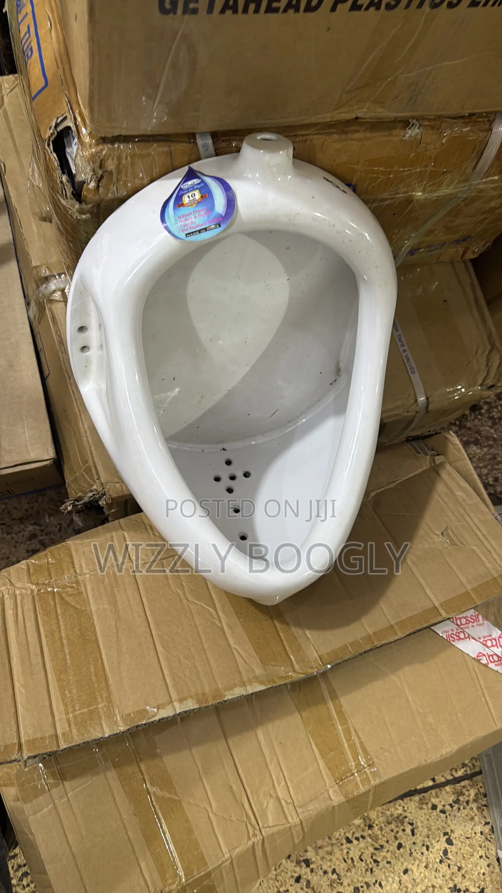 Premium Wall Hung Urinal Bowl | Mordern and Hygienic