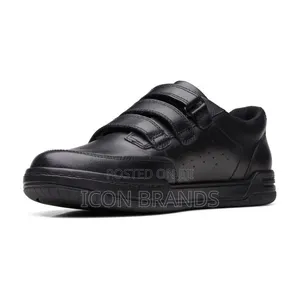 Clarks Fawn Bar Youth School Shoes