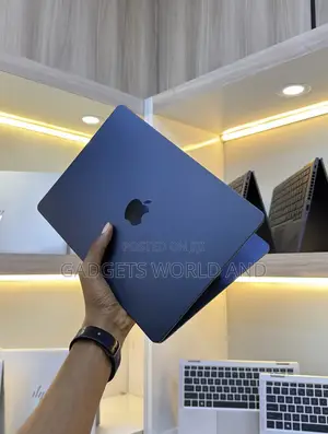 New Laptop Apple MacBook Air 8GB Apple M2 SSD 512GB