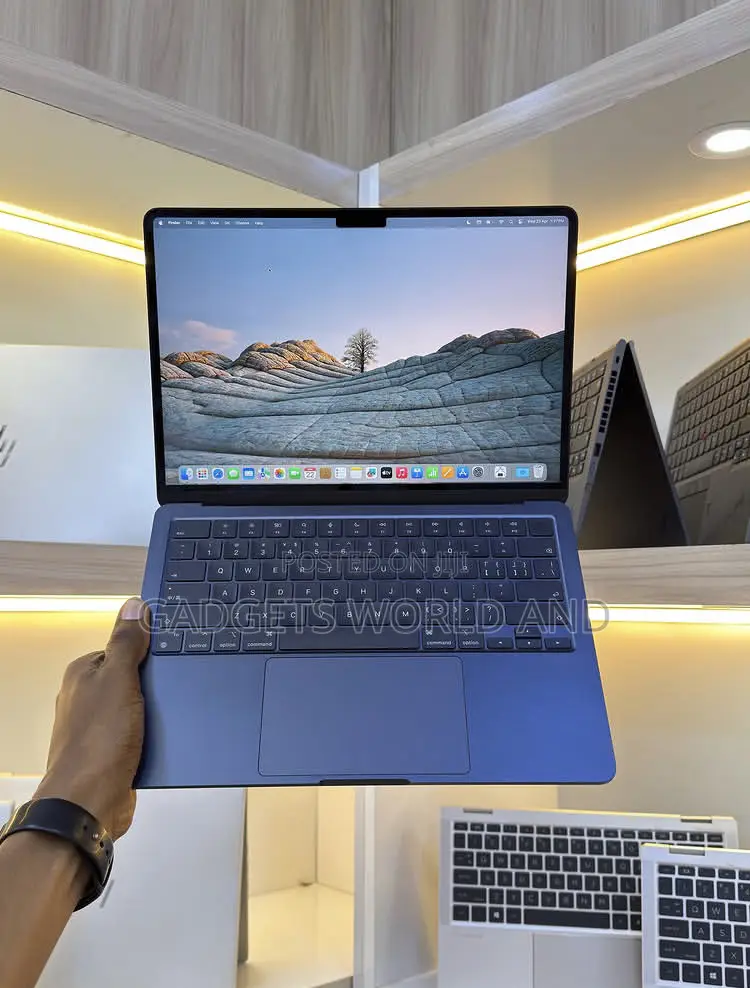 New Laptop Apple MacBook Air 8GB Apple M2 SSD 512GB