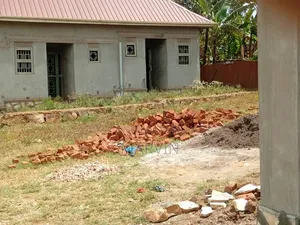 3bdrm Room & Parlour in Oscar Estates, Bulenga for sale