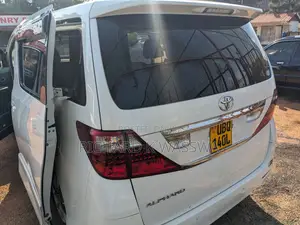 Toyota Alphard 2.4 Petrol AWD 2010 White