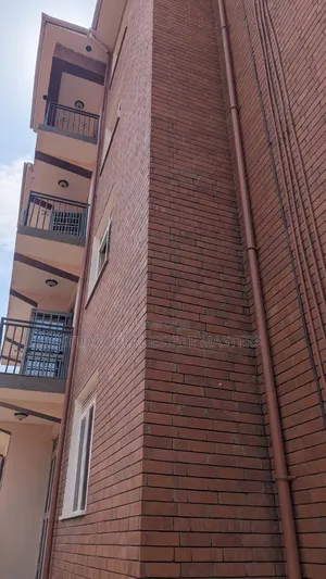 2bdrm Apartment in Stuart Estate, Kira for rent