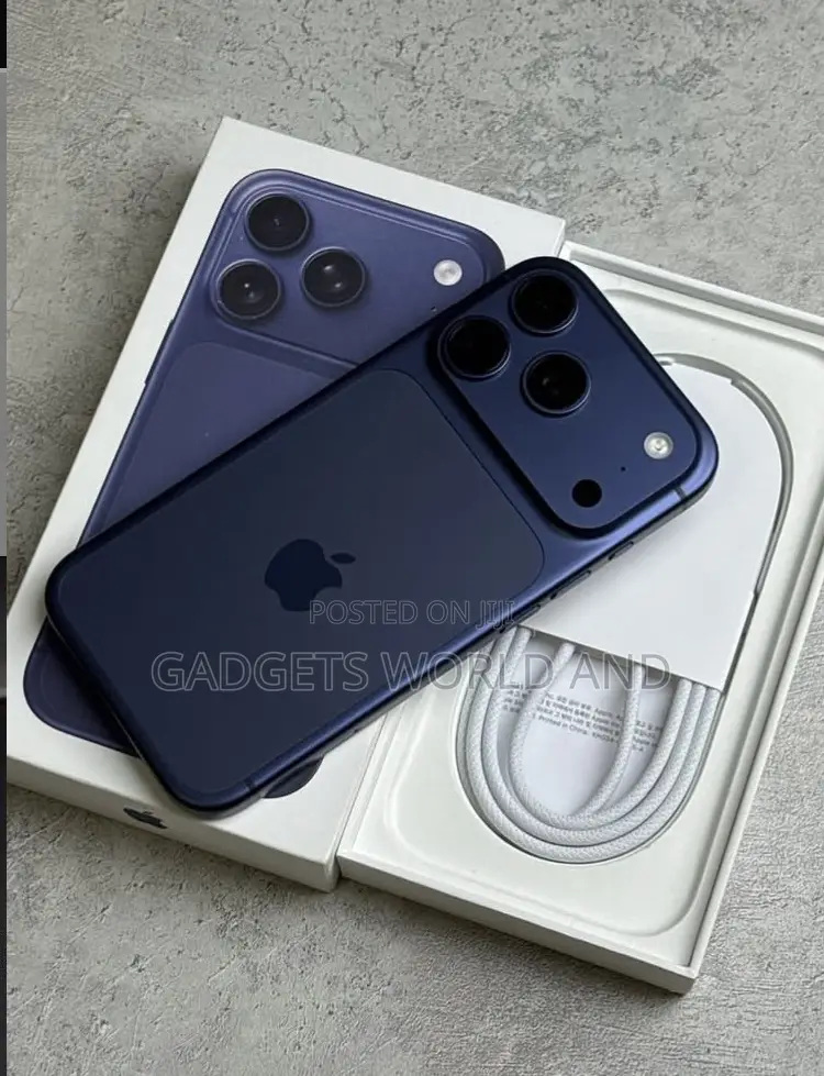New Apple iPhone 17 Pro Max 256 GB Blue