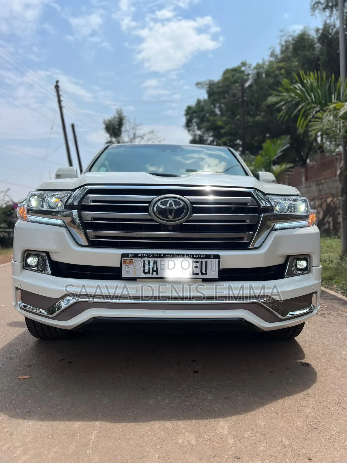 Toyota Land Cruiser 2017 White
