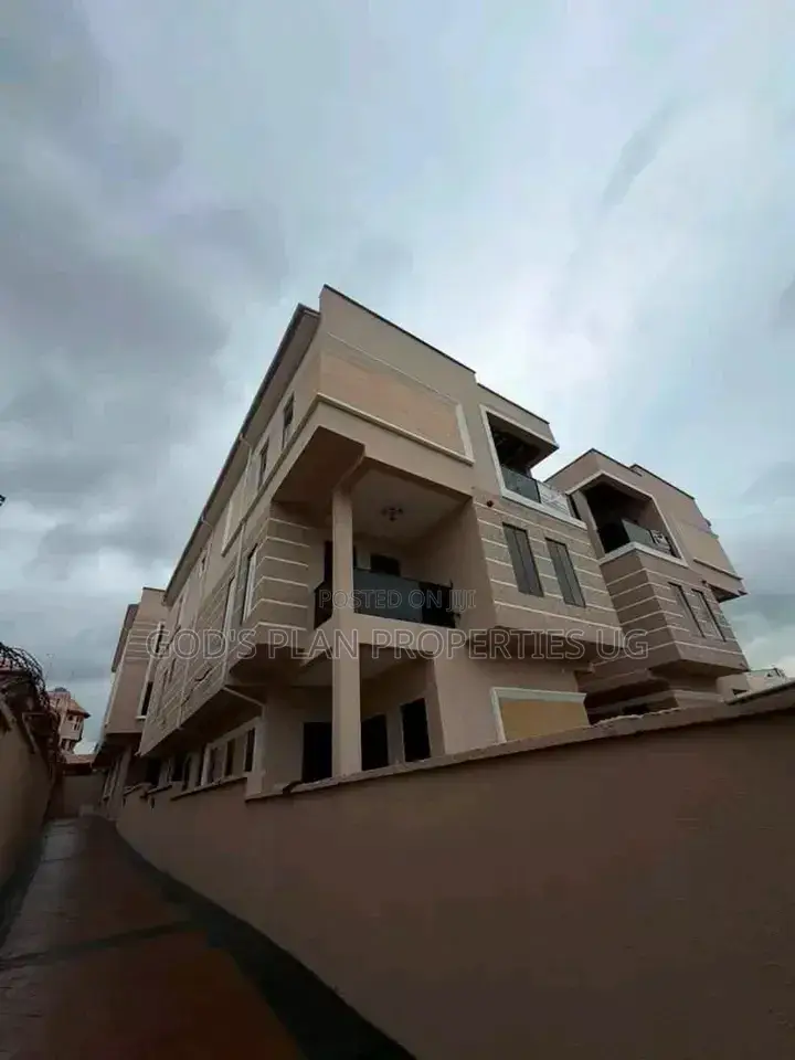 3bdrm Apartment in Bugolobi, Central Division for rent