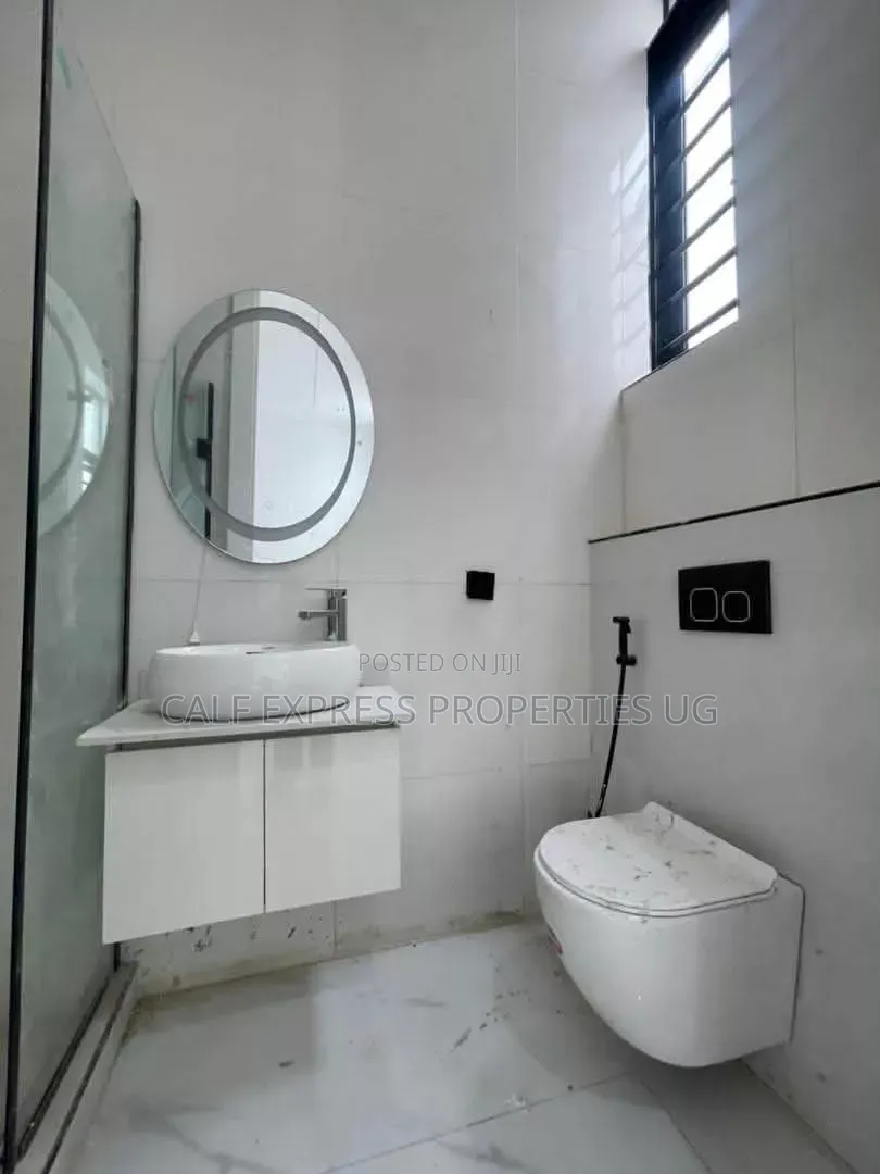3bdrm Apartment in Bugolobi, Central Division for rent