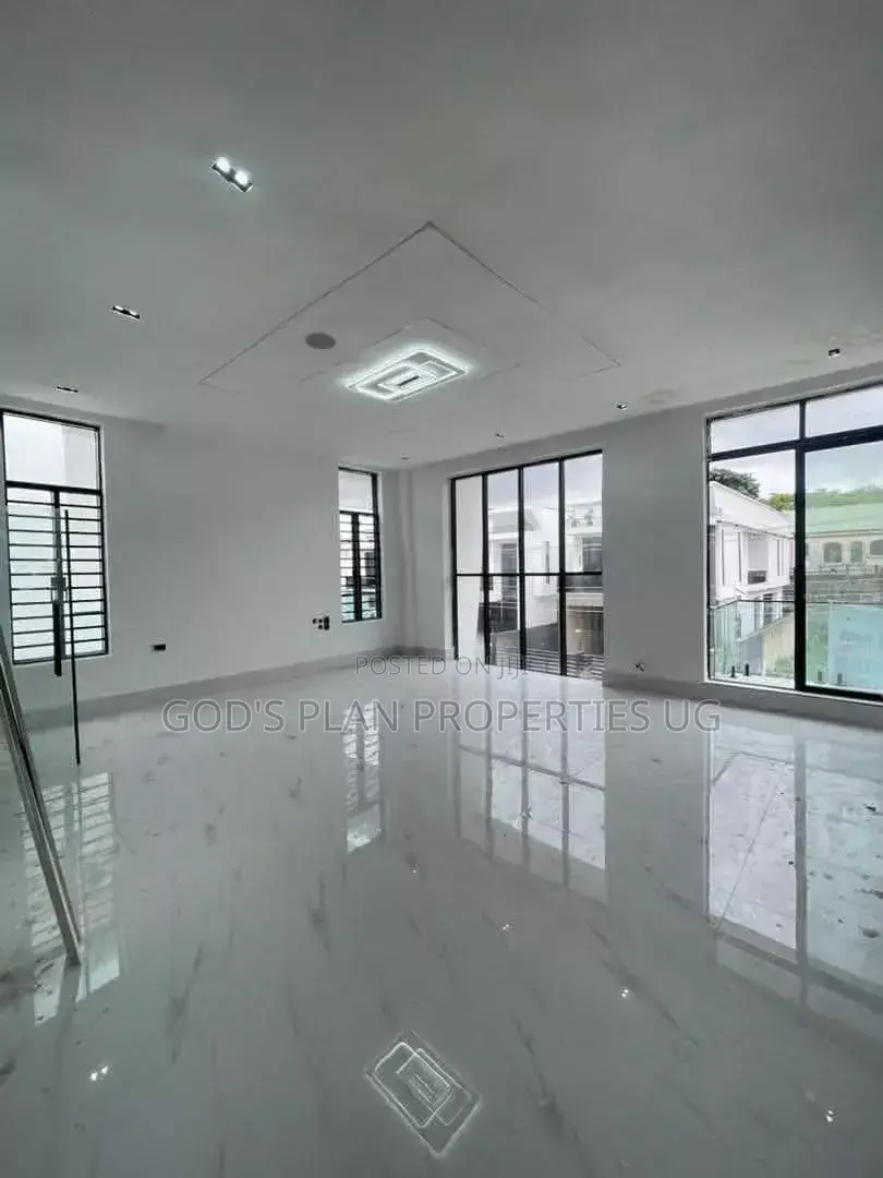 3bdrm Apartment in Bugolobi, Central Division for rent