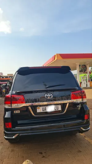 Toyota Land Cruiser 2017 Black