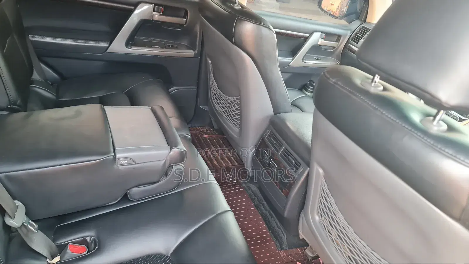 Toyota Land Cruiser 2017 Black