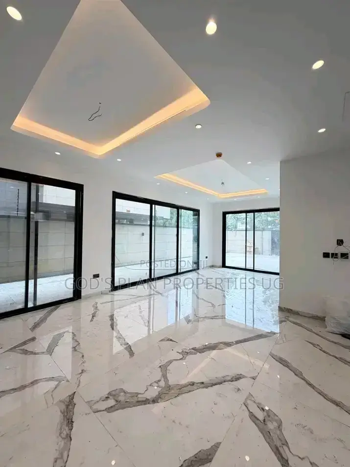 4bdrm Duplex in Bunga Estate, Central Division for rent