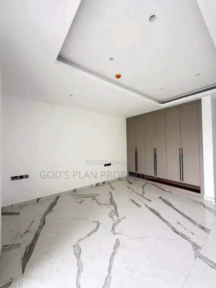 4bdrm Duplex in Bunga Estate, Central Division for rent