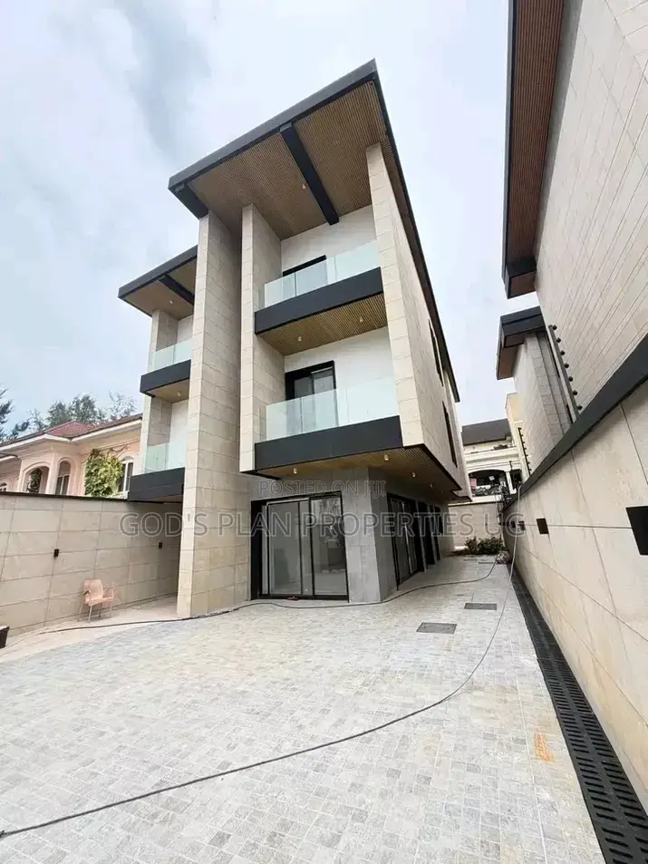 4bdrm Duplex in Bunga Estate, Central Division for rent