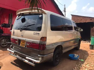 Toyota Granvia 1997 Silver