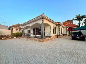 5bdrm Bungalow in Bunga Estate, Central Division for rent