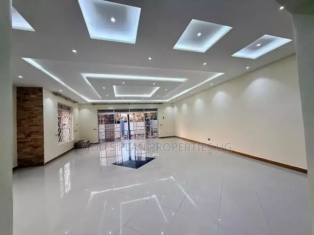 5bdrm Bungalow in Bunga Estate, Central Division for rent