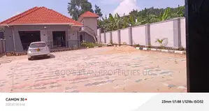 5bdrm Bungalow in Gabba Estate, Central Division for rent