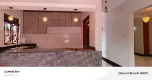 5bdrm Bungalow in Gabba Estate, Central Division for rent
