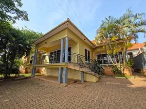 5bdrm Bungalow in Bugoloobi Luthuli, Central Division for rent