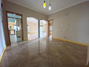 5bdrm Bungalow in Bugoloobi Luthuli, Central Division for rent