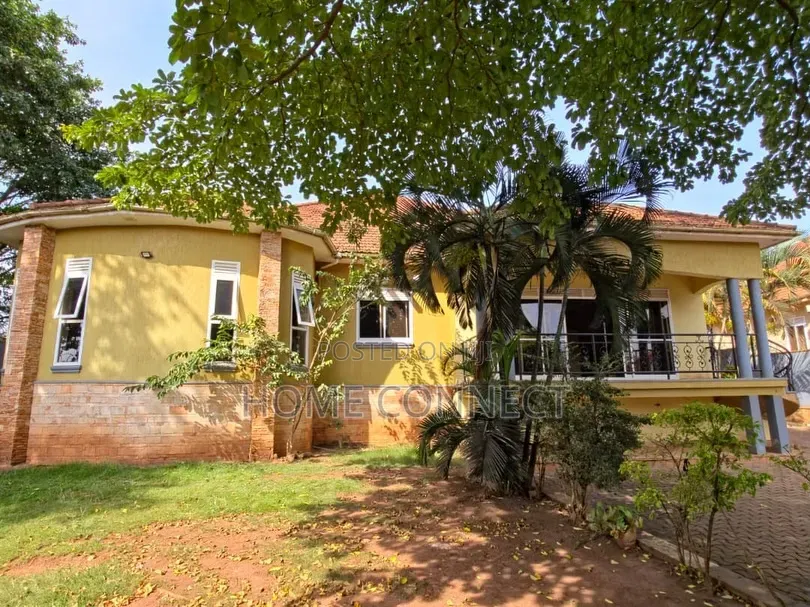 5bdrm Bungalow in Bugoloobi Luthuli, Central Division for rent