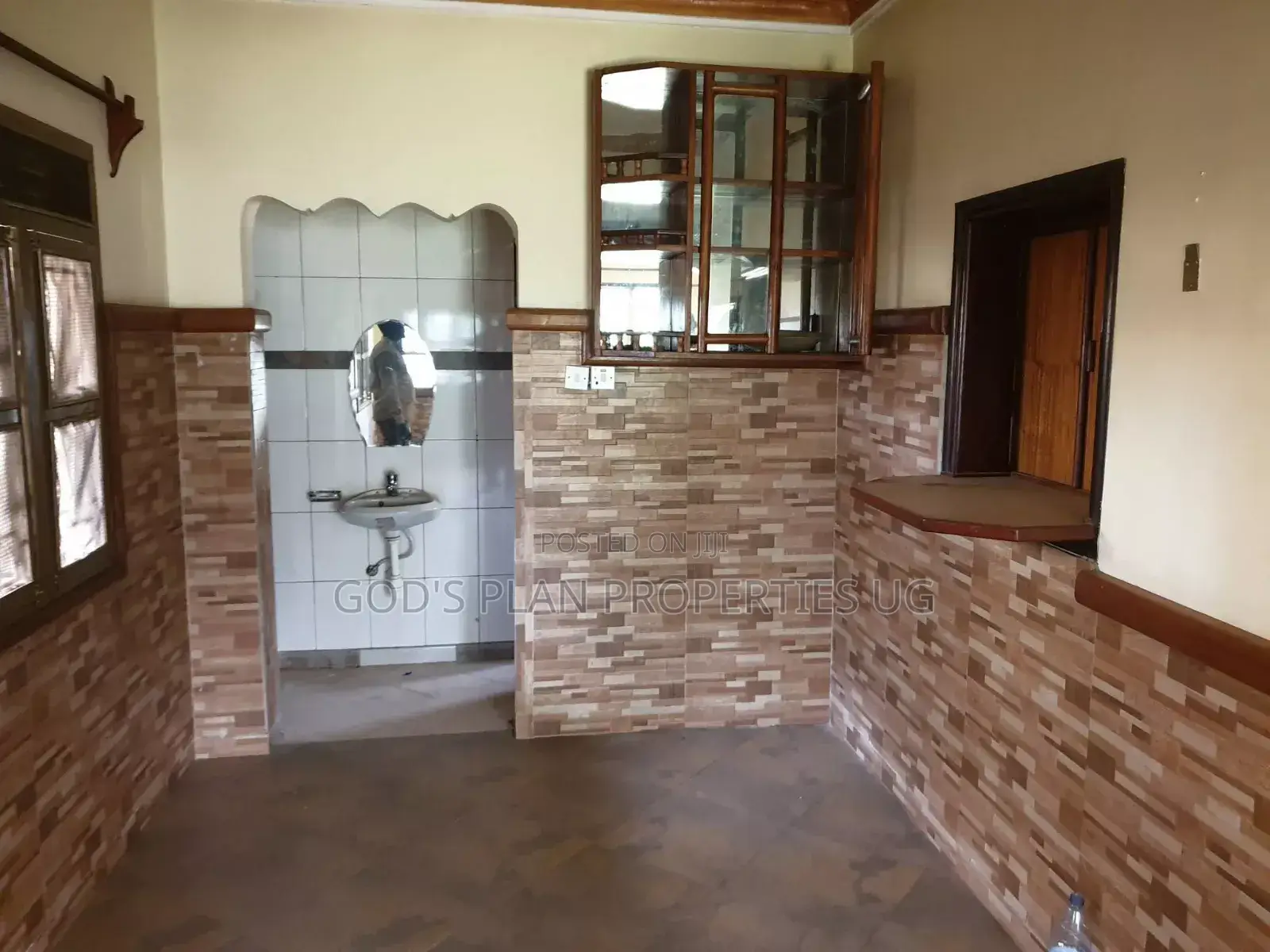 1bdrm House in Kansanga Estate, Central Division for rent