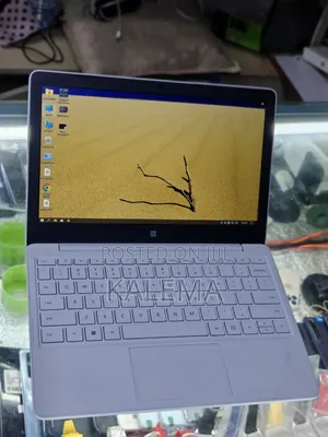 Laptop Microsoft Surface Laptop SE 8GB Intel Celeron SSD 128GB