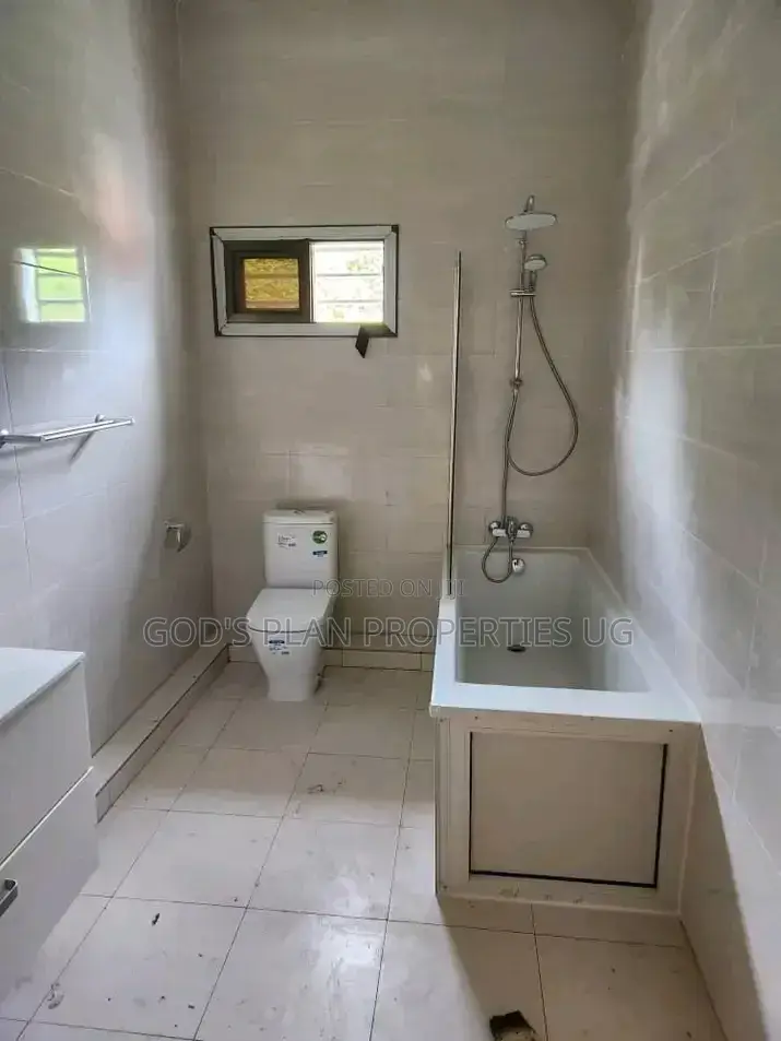 2bdrm Apartment in Munyonyo Estate, Central Division for rent