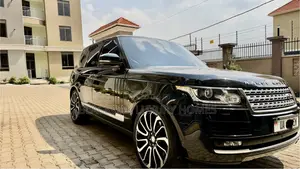 Land Rover Range Rover Vogue 2017 Black