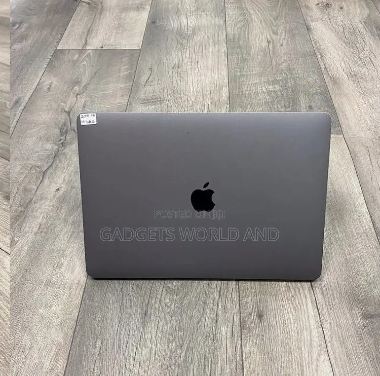 Laptop Apple MacBook Pro 2019 16GB Intel Core i7 SSD 256GB