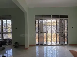 2bdrm Apartment in Kiggo Busabala, Central Division for rent