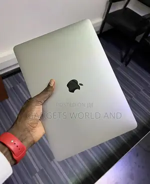 Laptop Apple MacBook Pro 2019 8GB Intel Core i5 SSD 256GB